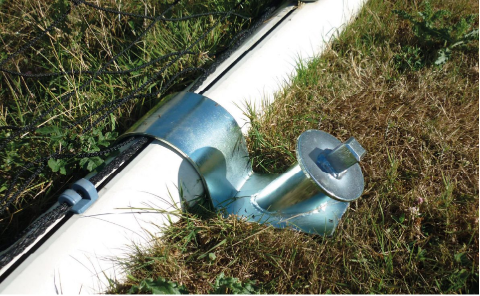 Dispositif d’ancrage pour buts transportables