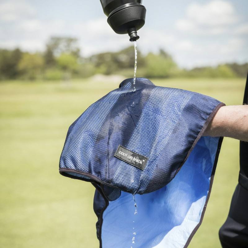 Serviette rafraîchissante Back on track – Image 2